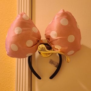 Pink polka dot Minnie Disney ears